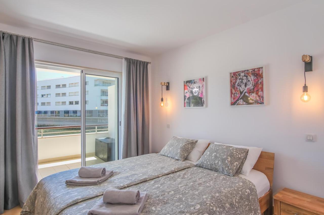 Lucky Star Marina Apartment, With Pool Lagos Buitenkant foto
