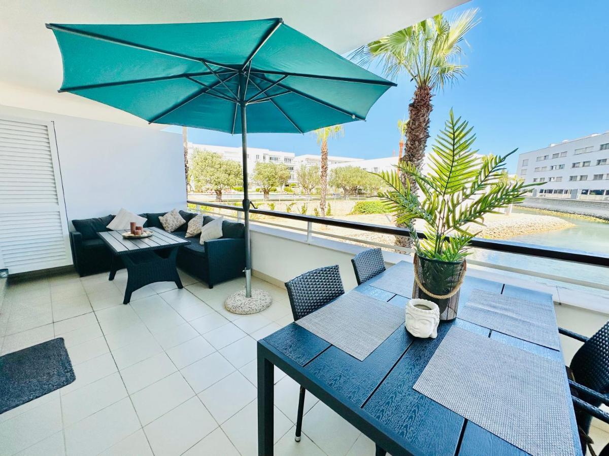Lucky Star Marina Apartment, With Pool Lagos Buitenkant foto