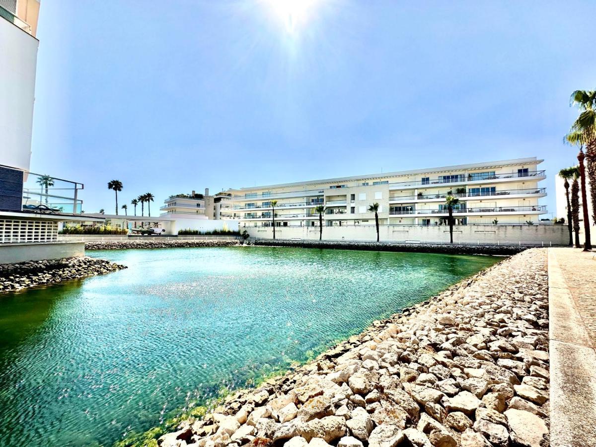 Lucky Star Marina Apartment, With Pool Lagos Buitenkant foto