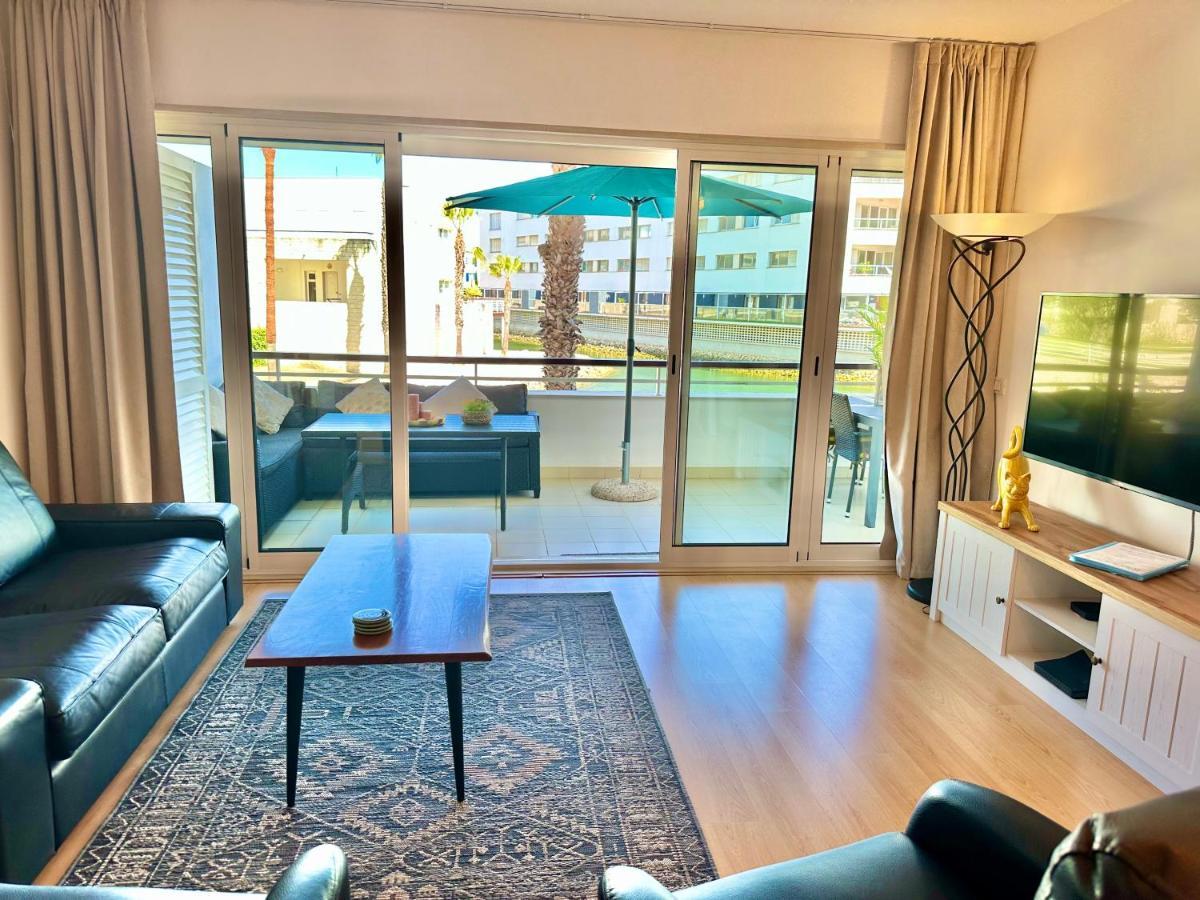 Lucky Star Marina Apartment, With Pool Lagos Buitenkant foto